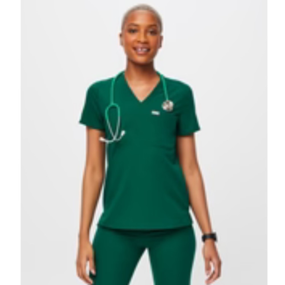 Figs Hunter Green Catarina top Large